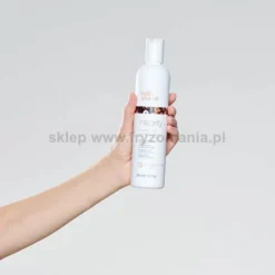 Milk Shake Integrity Nourishing Odżywka regenerująca do włosów 300ml