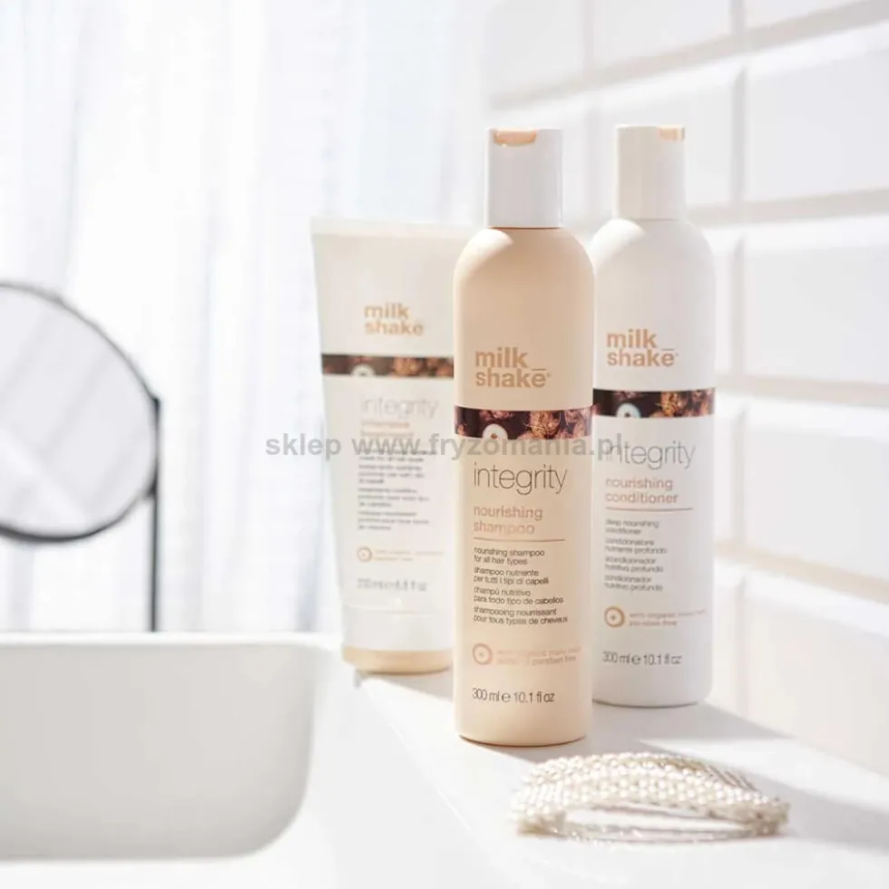 Milk Shake Integrity Nourishing Odżywka regenerująca do włosów 300ml