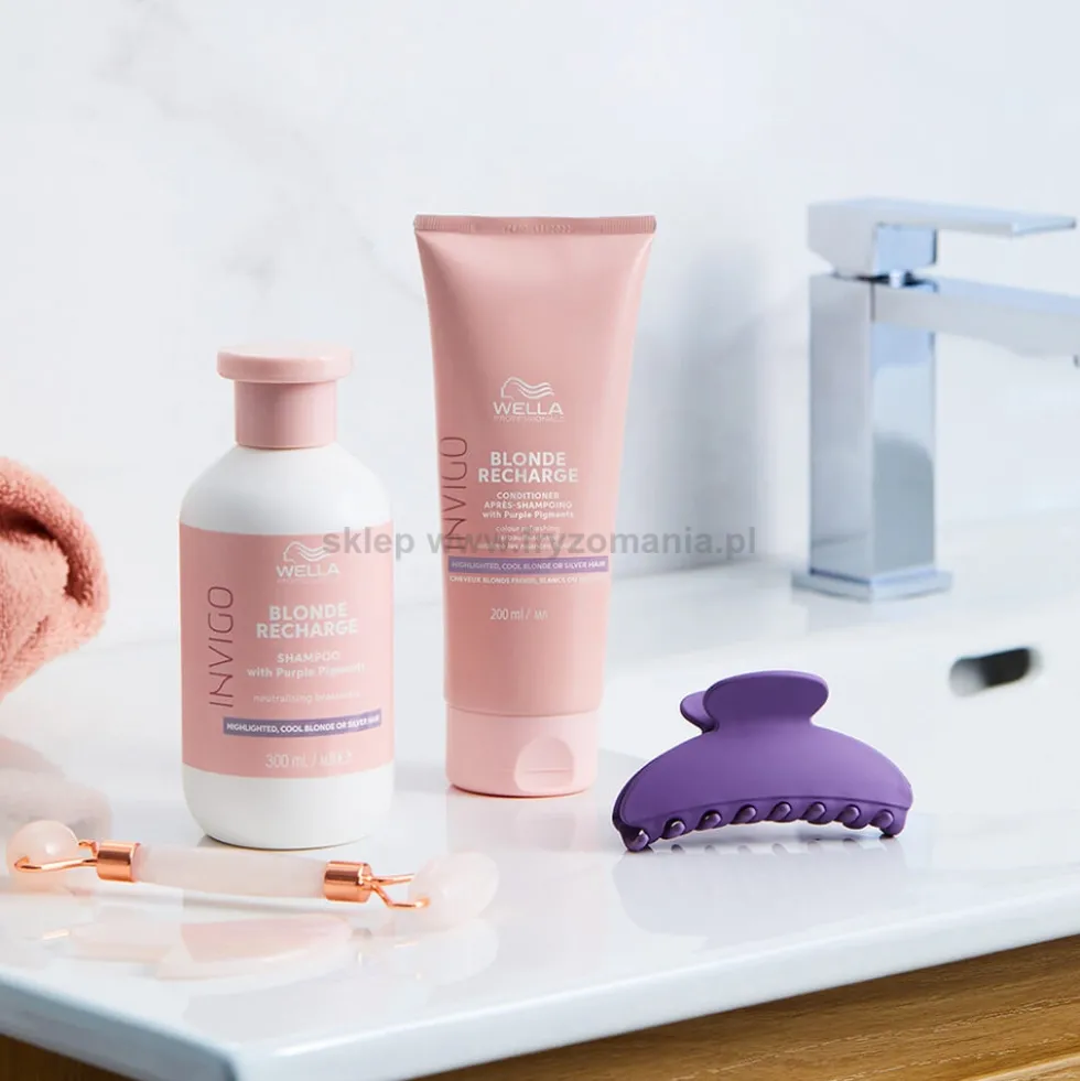 Wella Professionals Invigo Blonde Recharge Szampon do włosów blond i siwych 300ml
